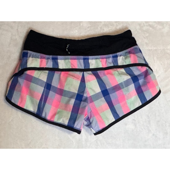Lululemon Women's Shorts‎ Size 4 - Picture 7 of 10